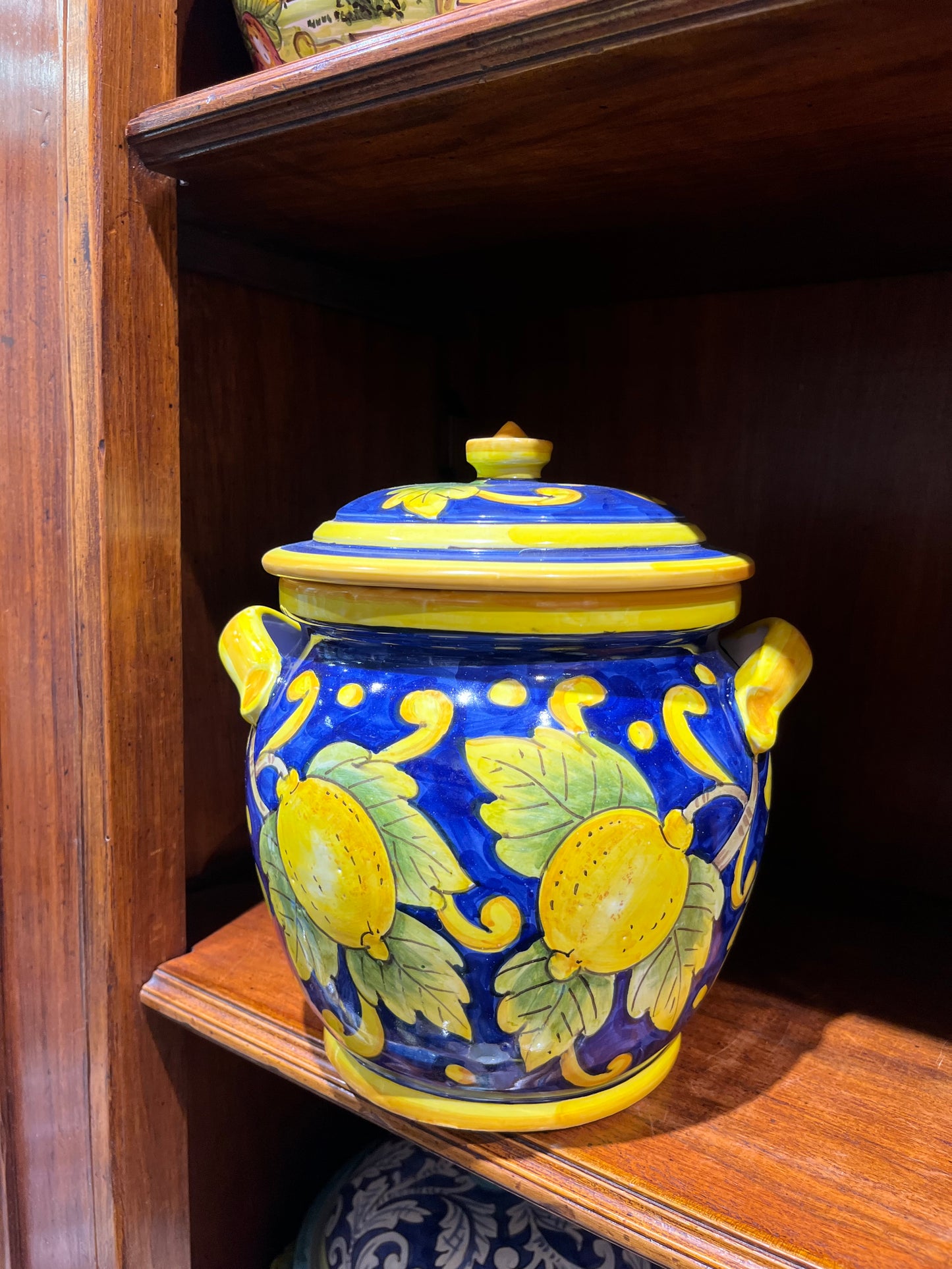Ceramic cookie jar