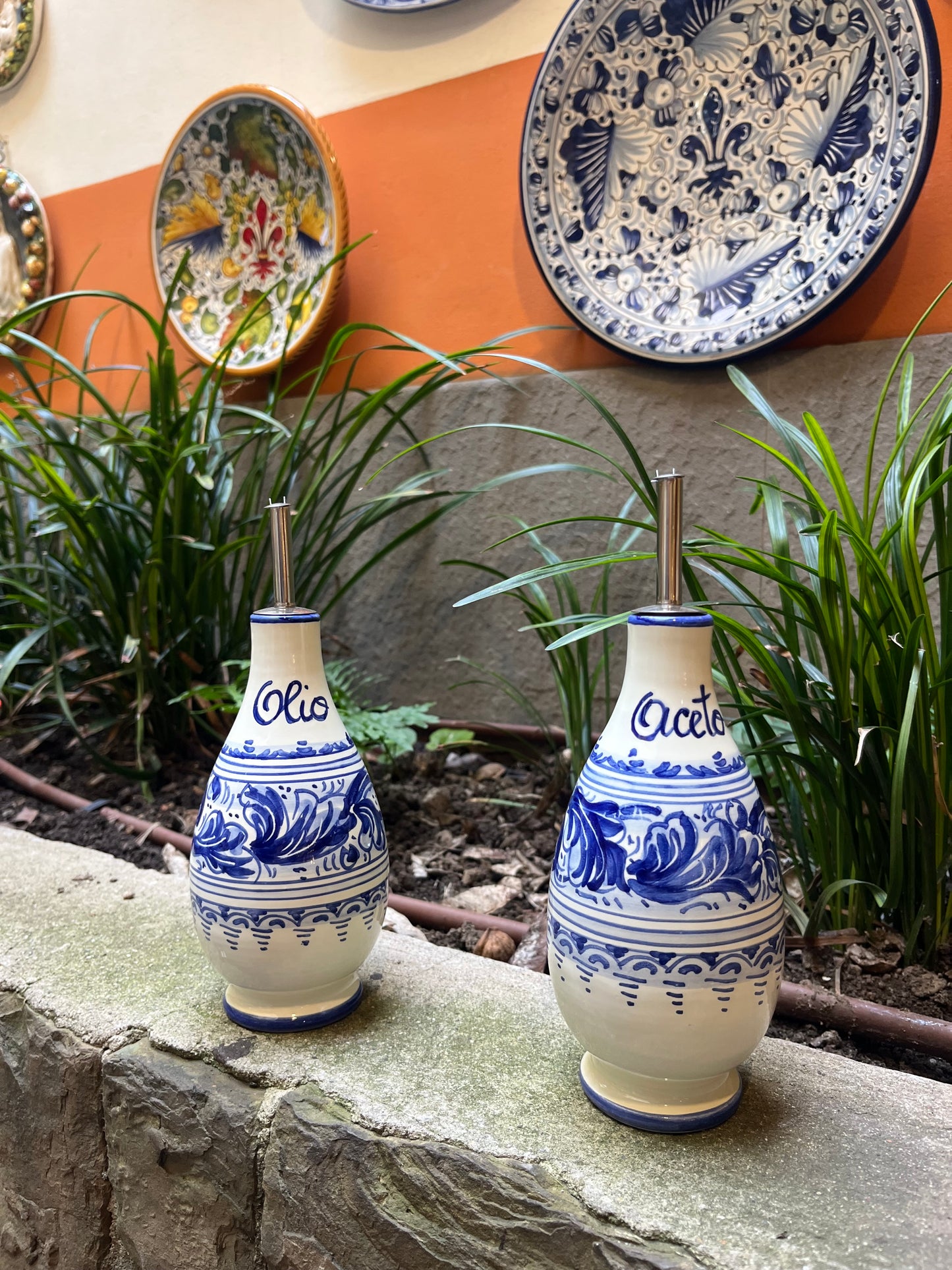 Ceramic oil dispenser