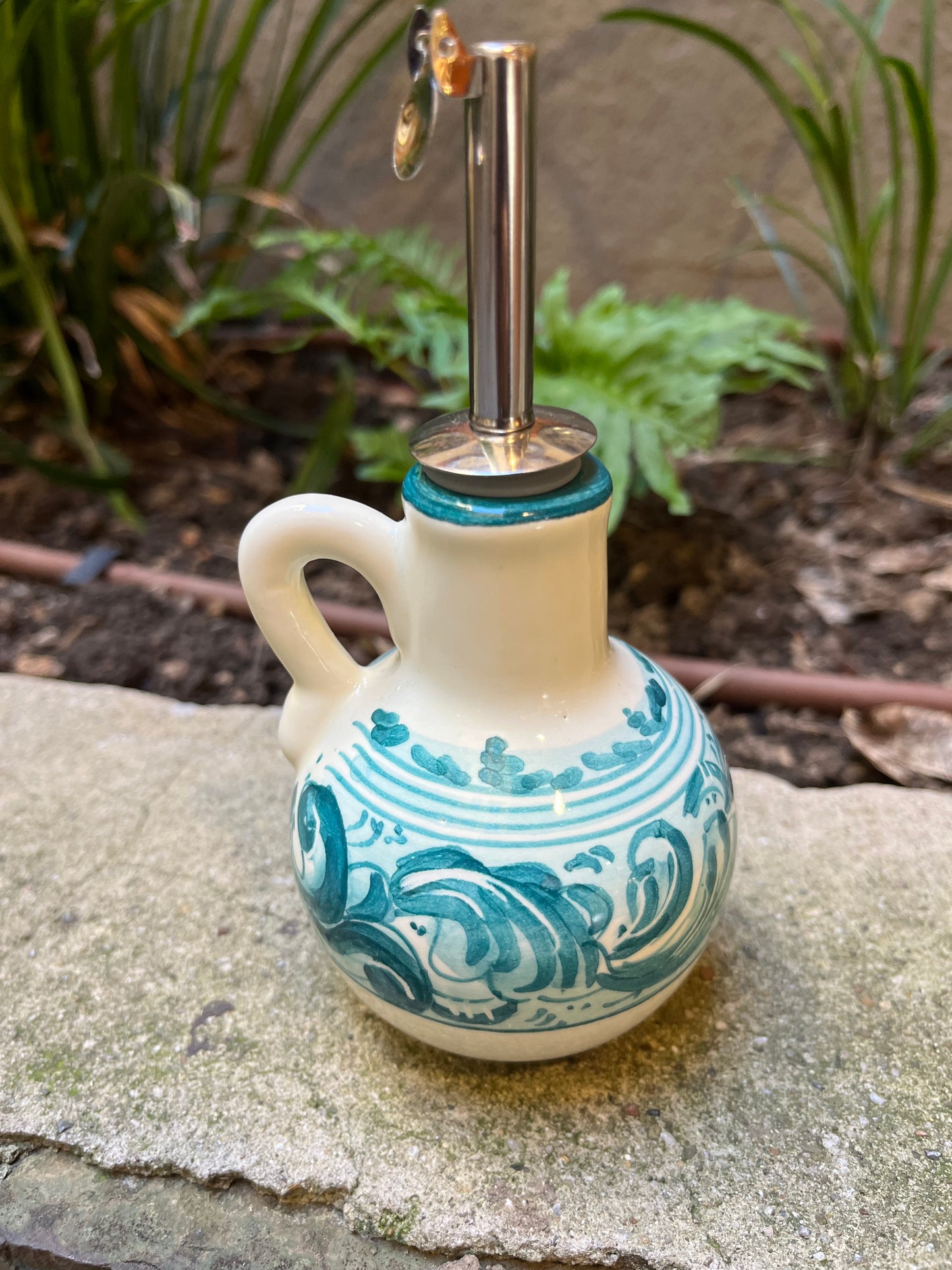 Ceramic oil dispenser