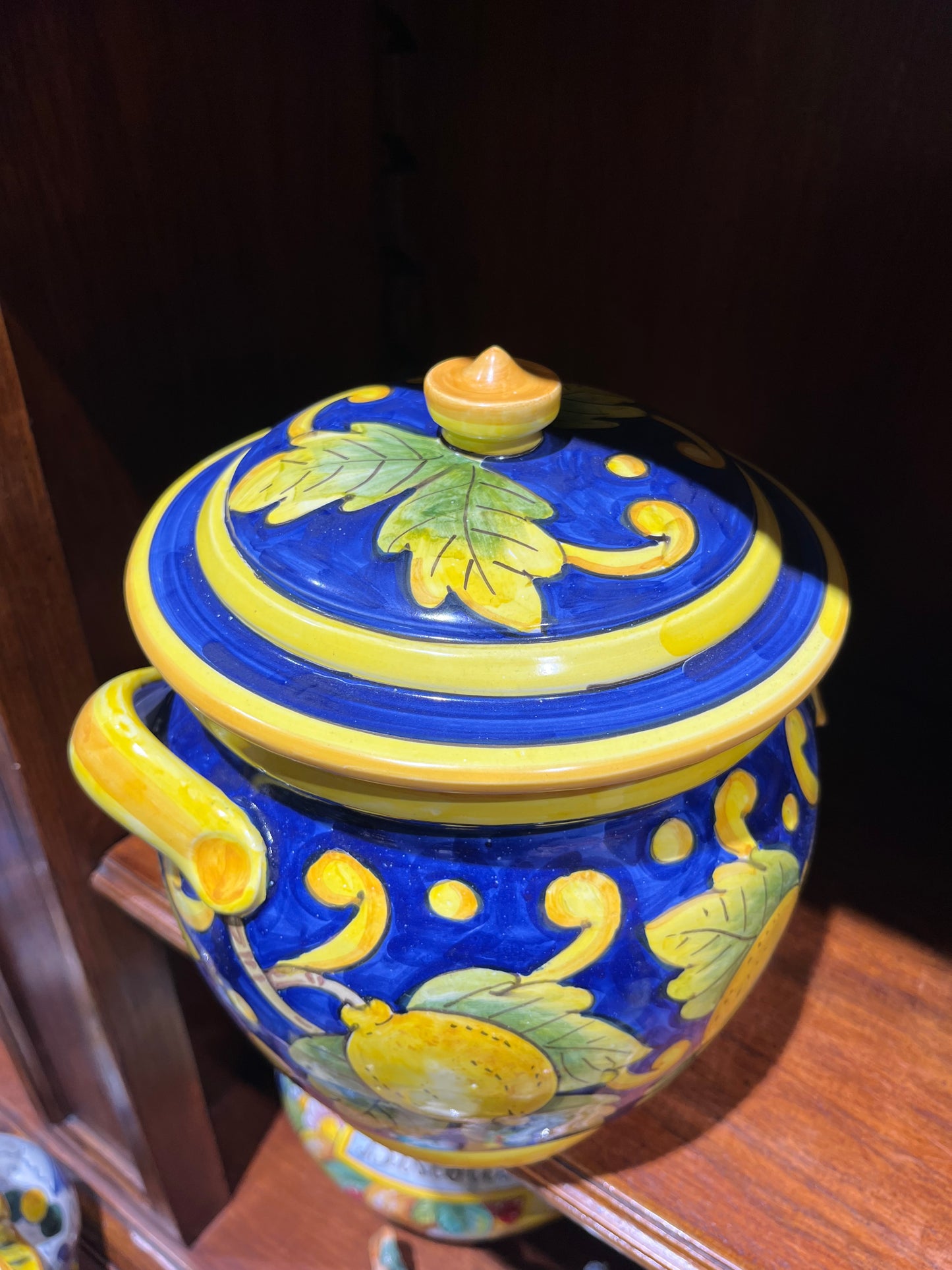 Ceramic cookie jar