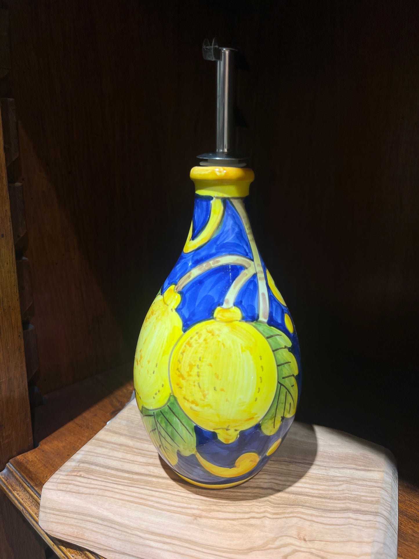 Ceramic oil dispenser