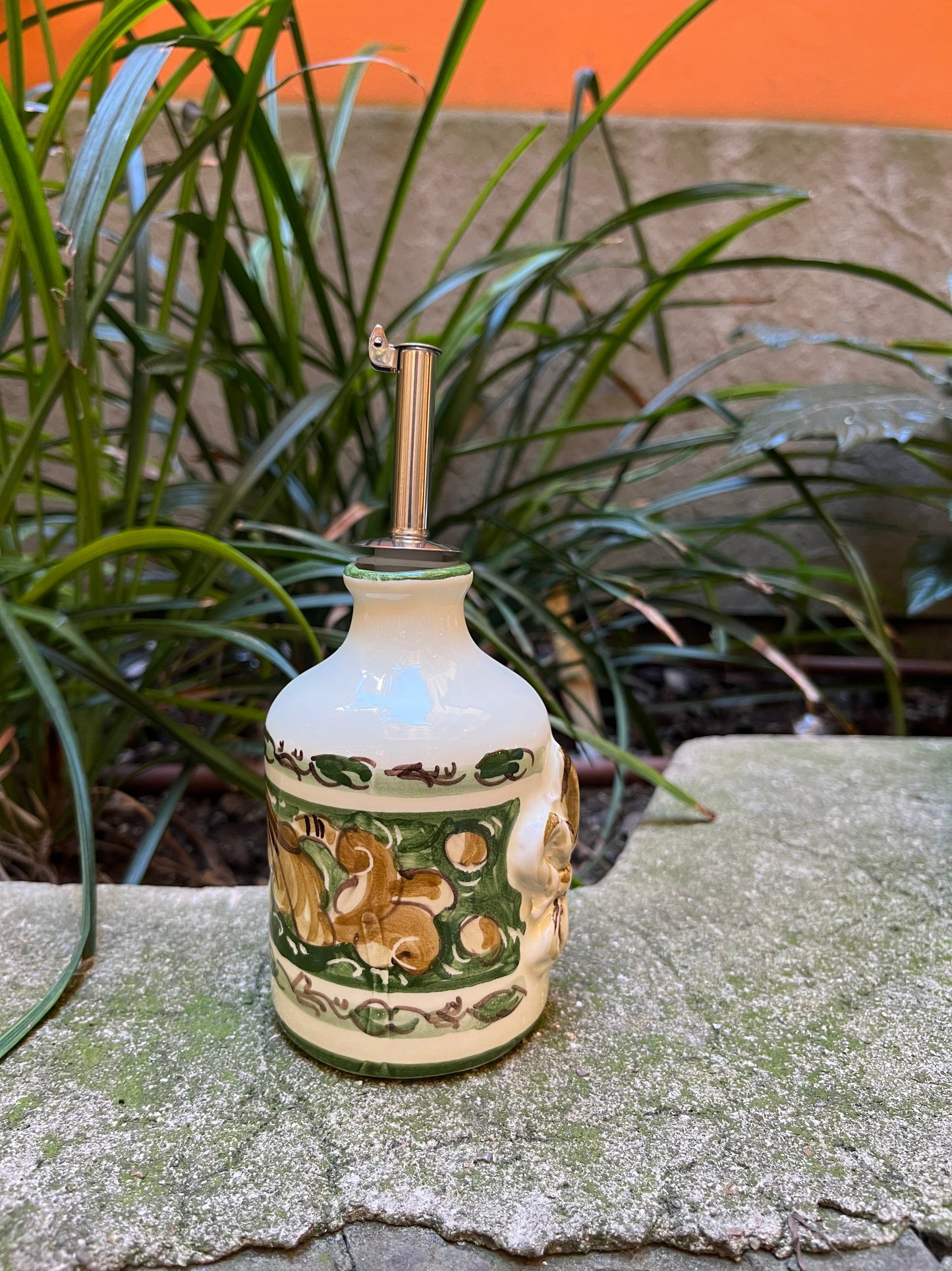 Ceramic oil dispenser