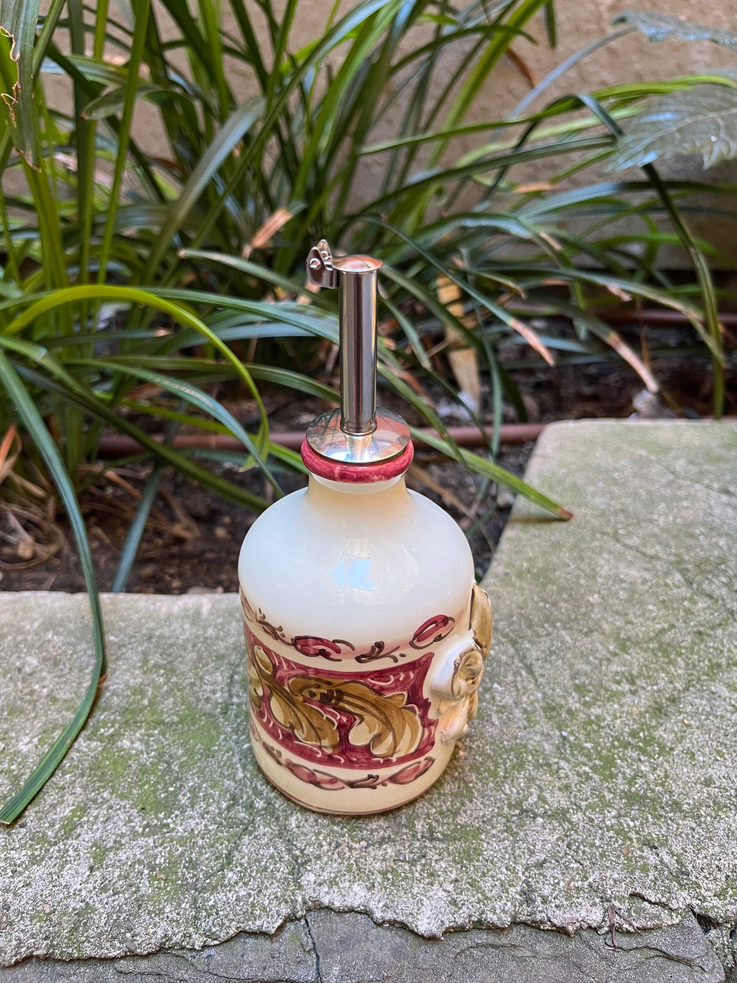 Ceramic oil dispenser