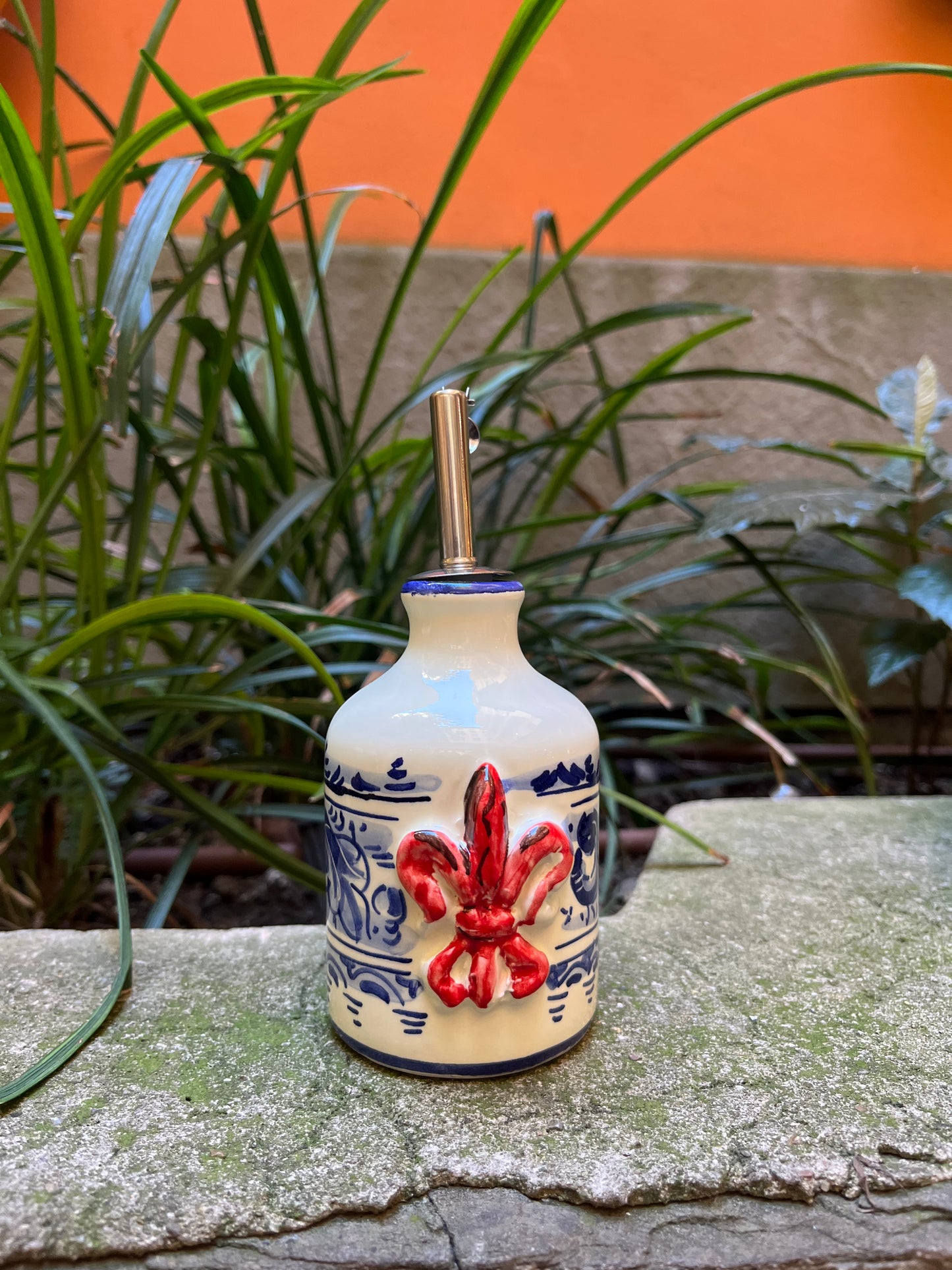 Ceramic oil dispenser