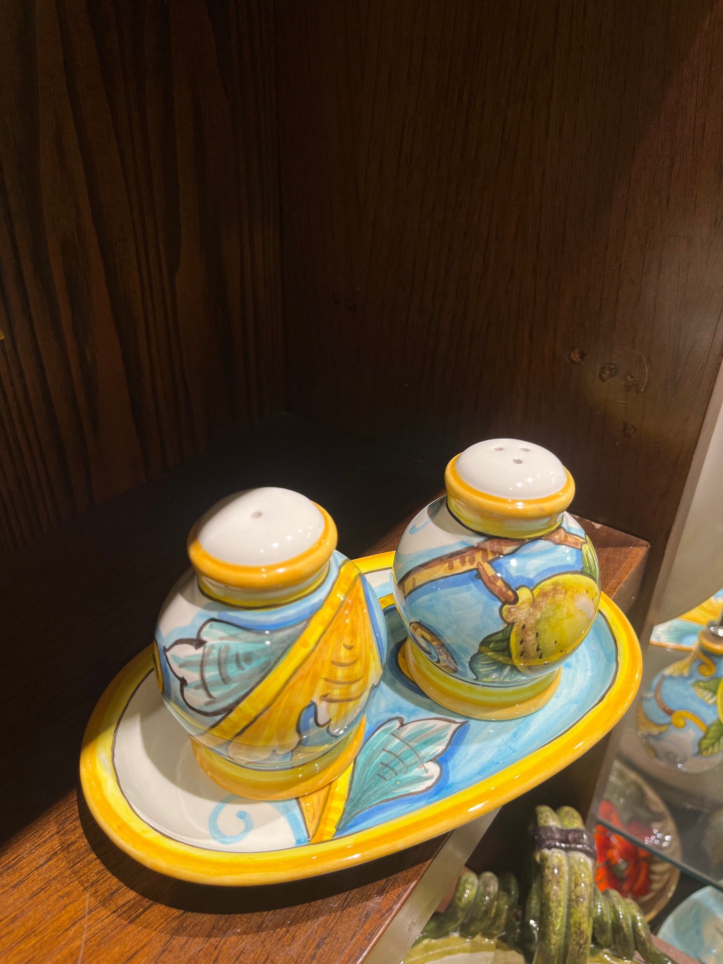 salt and pepper shakers