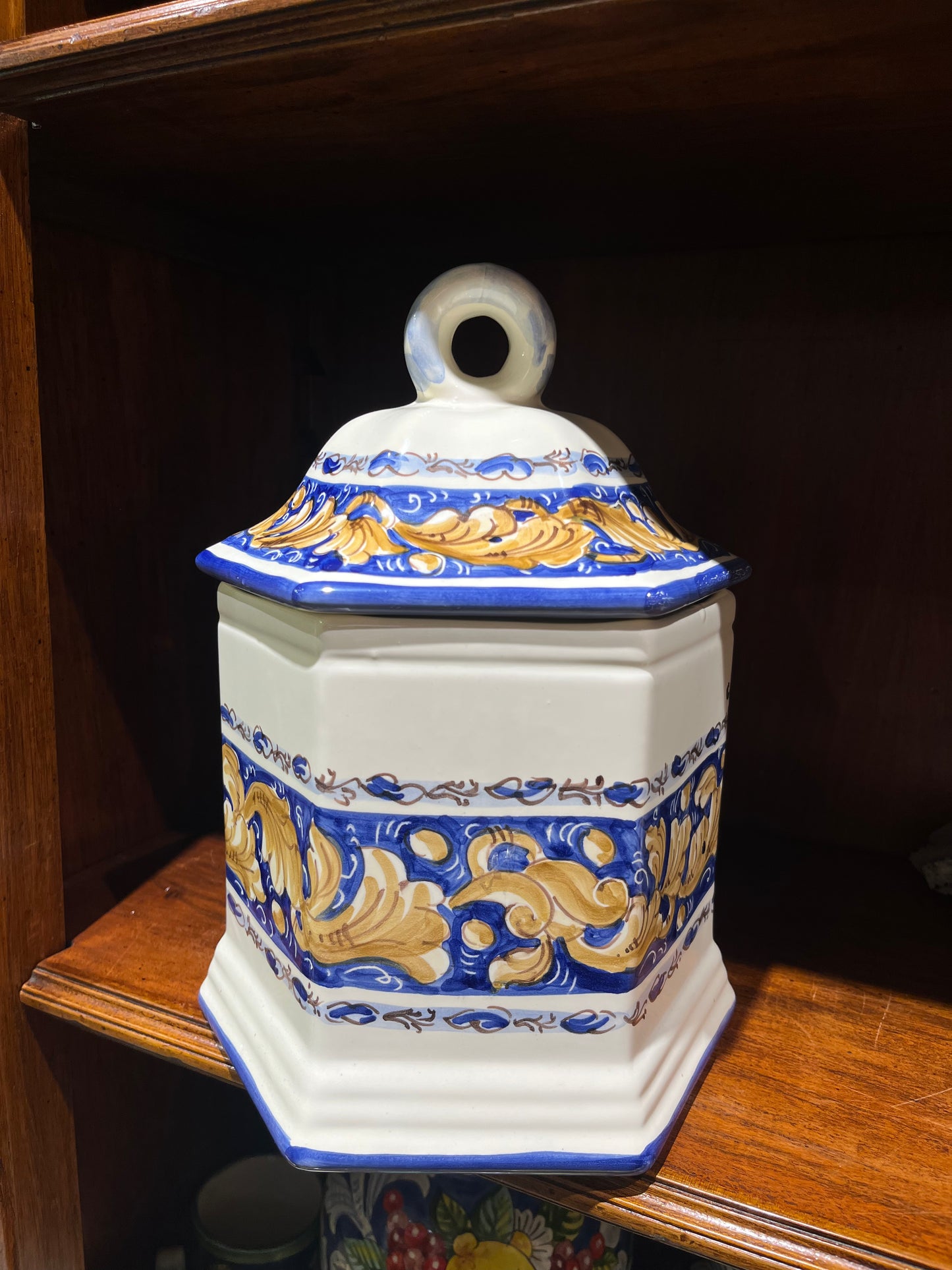 Ceramic cookie jar