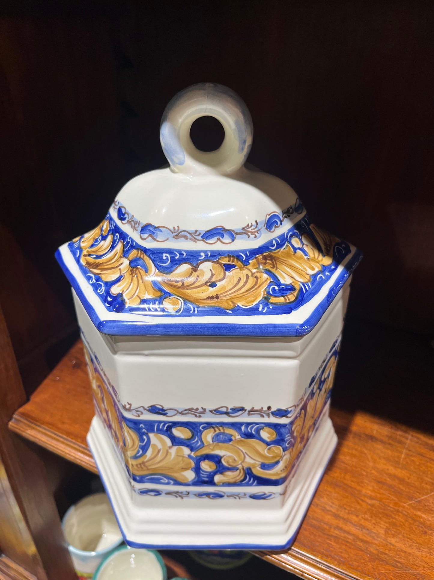 Ceramic cookie jar