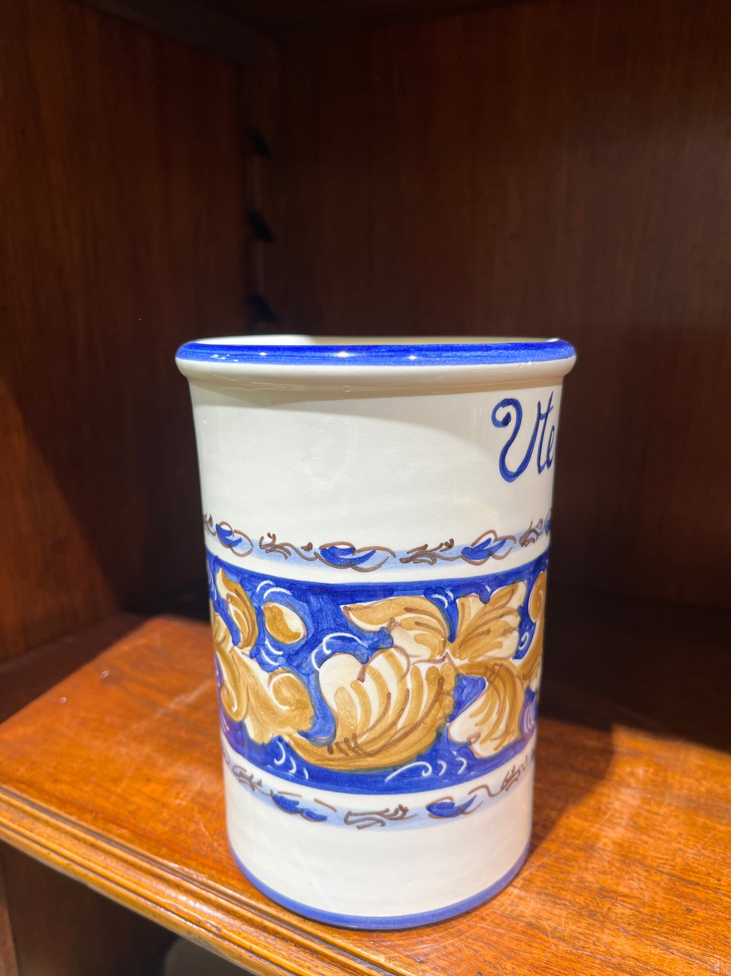 Ceramic utensil holder