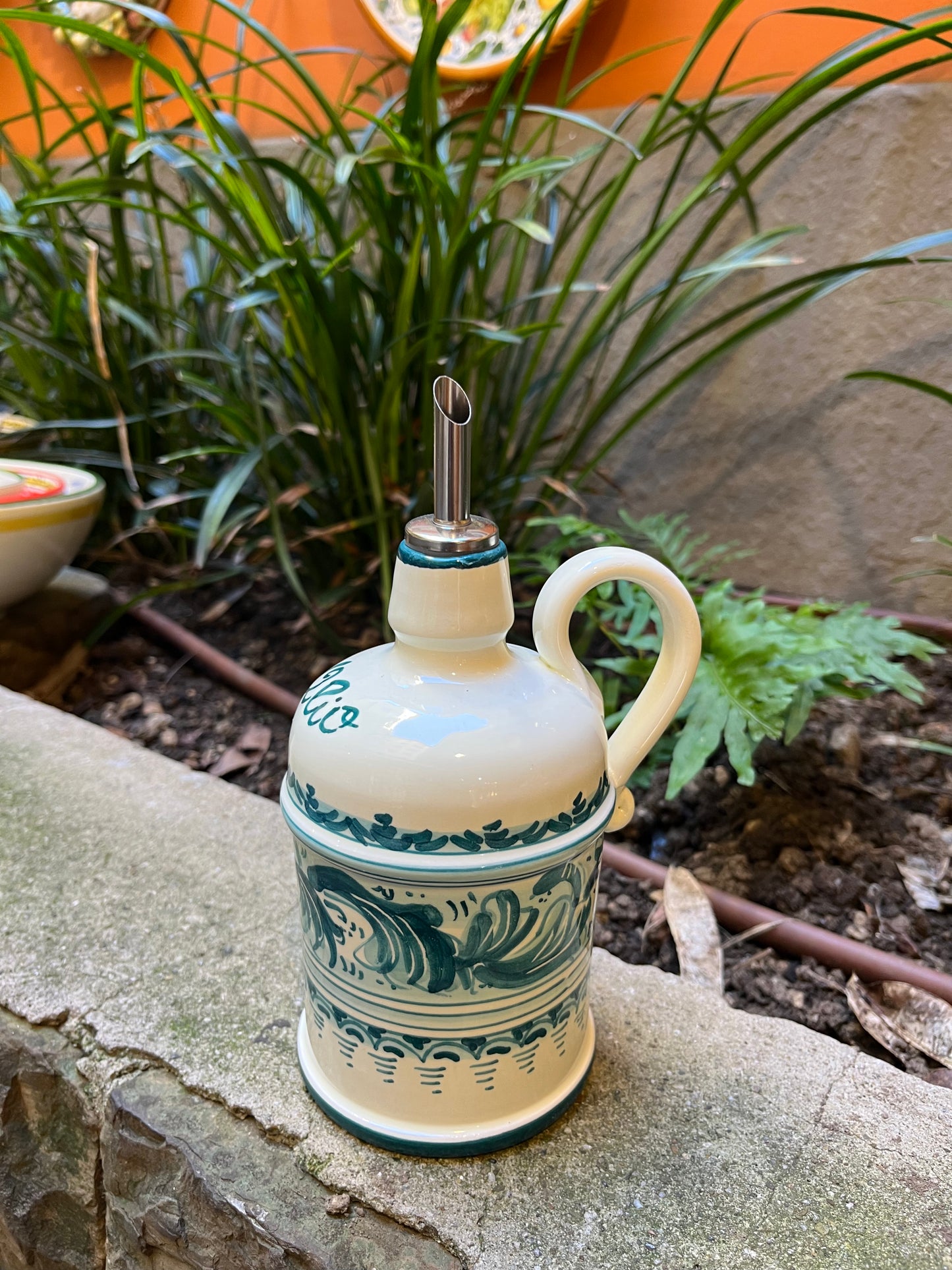 Ceramic oil dispenser