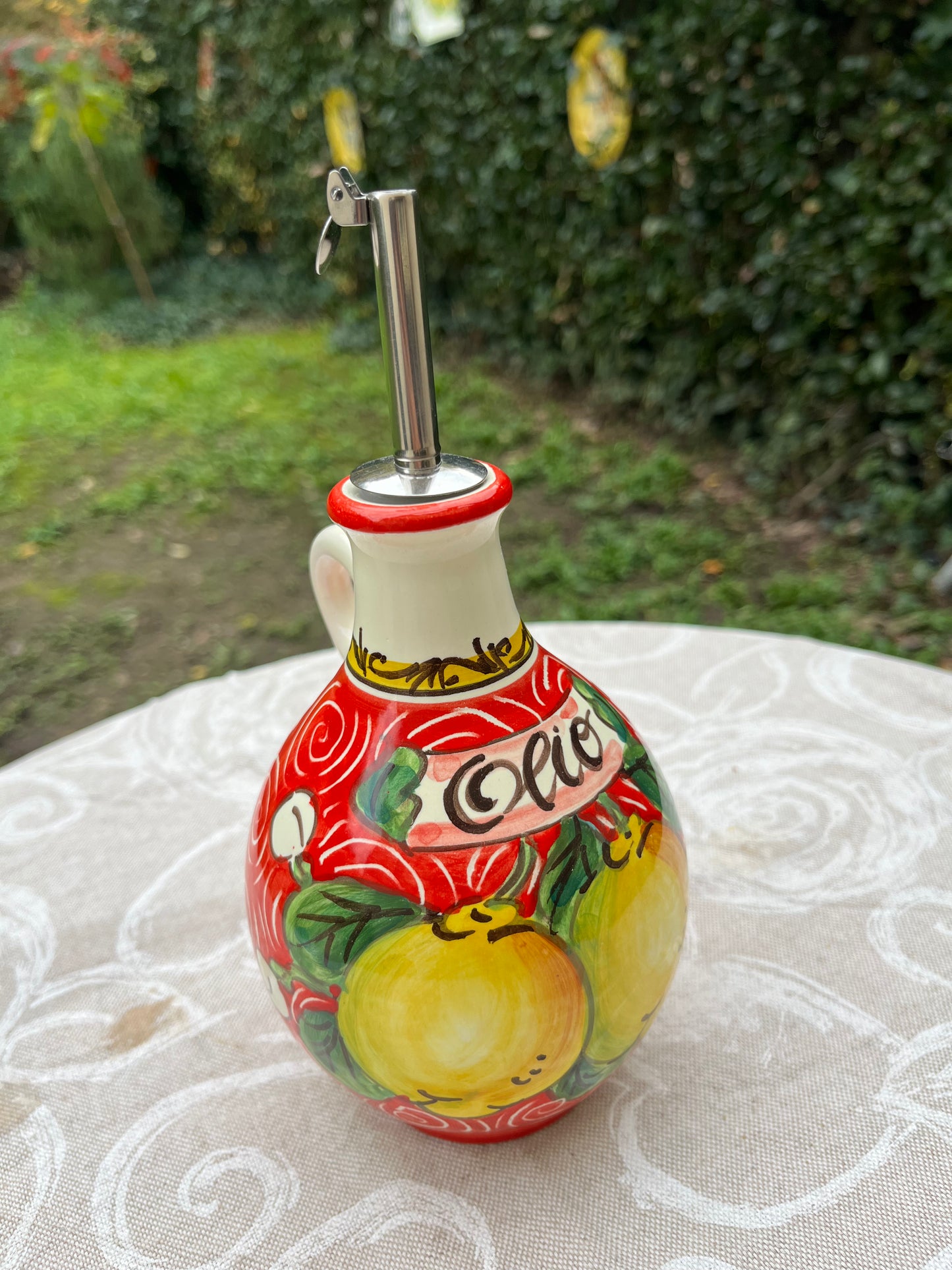 Ceramic oil dispenser