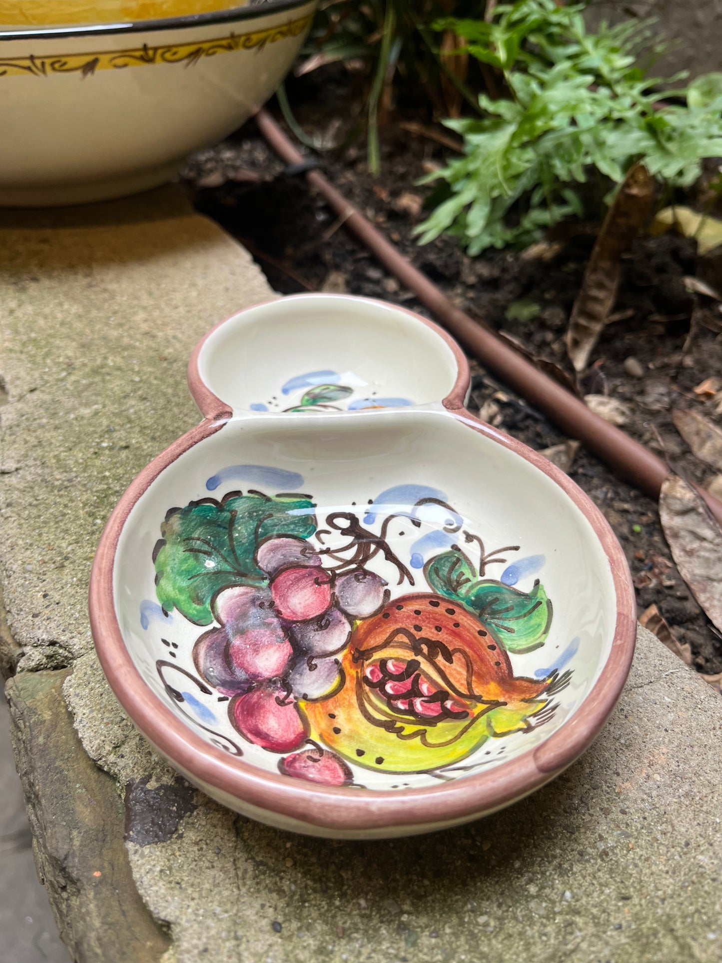 ceramic olive holder