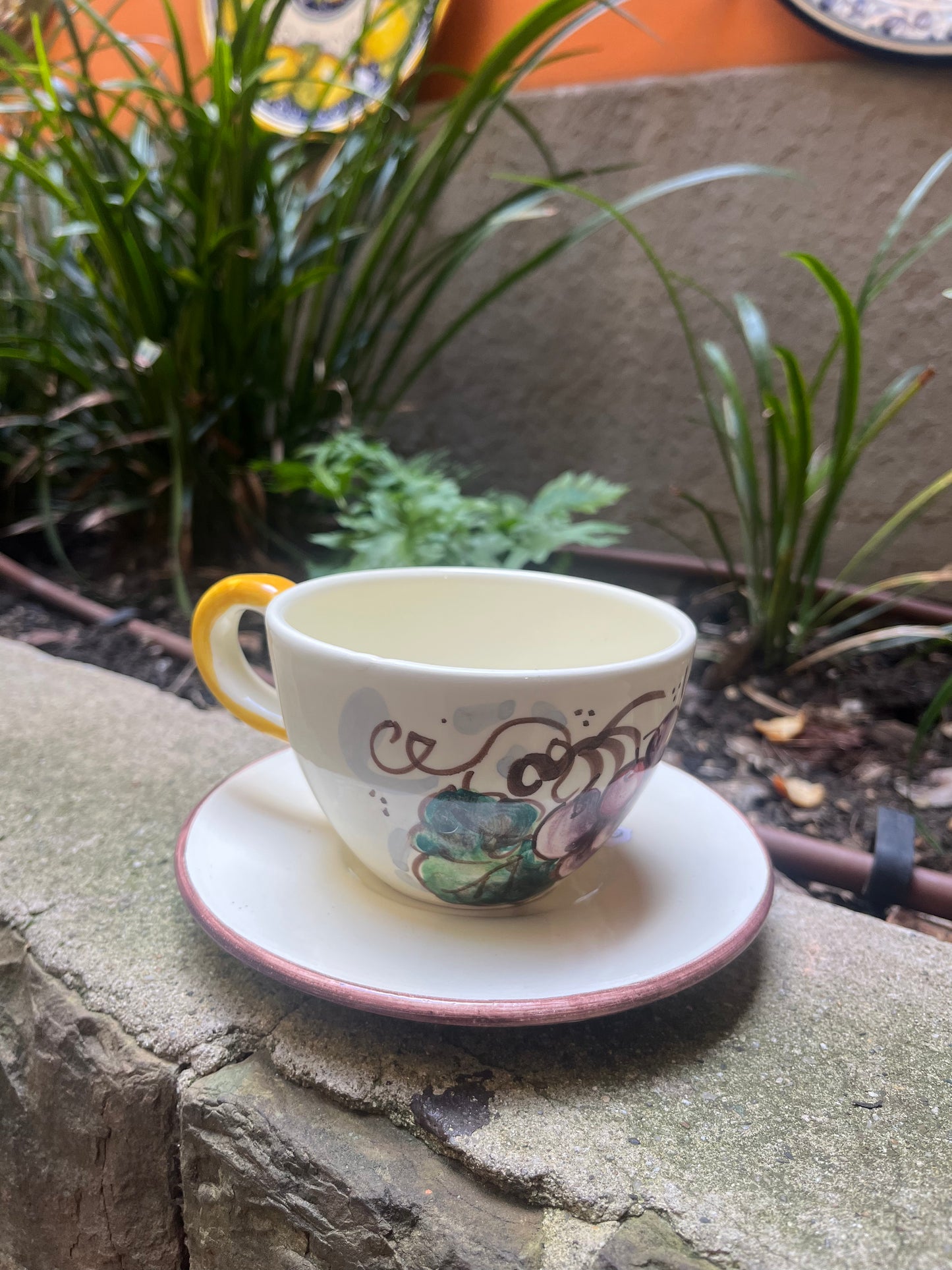 Ceramic tea cup