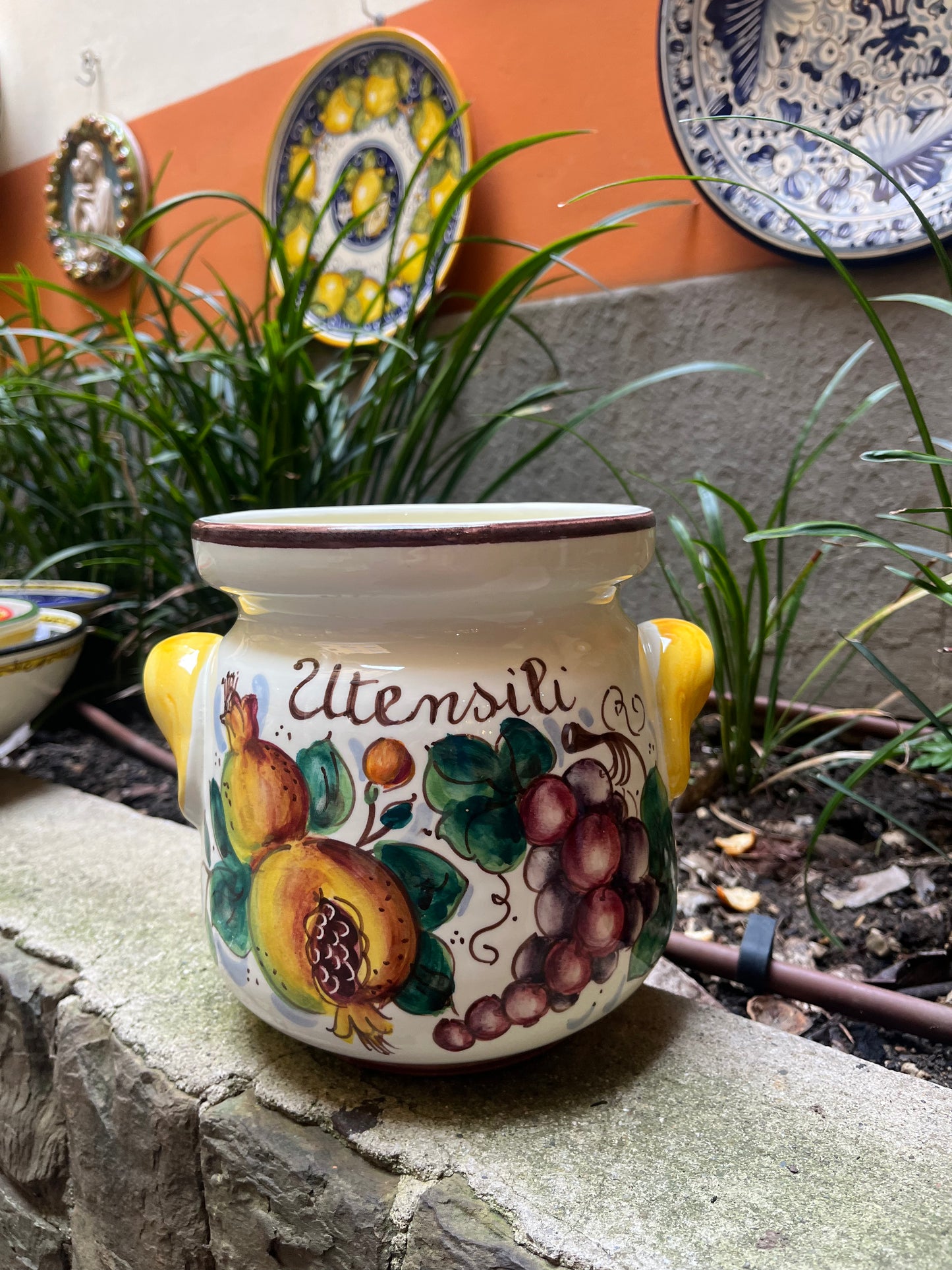 Ceramic utensil holder