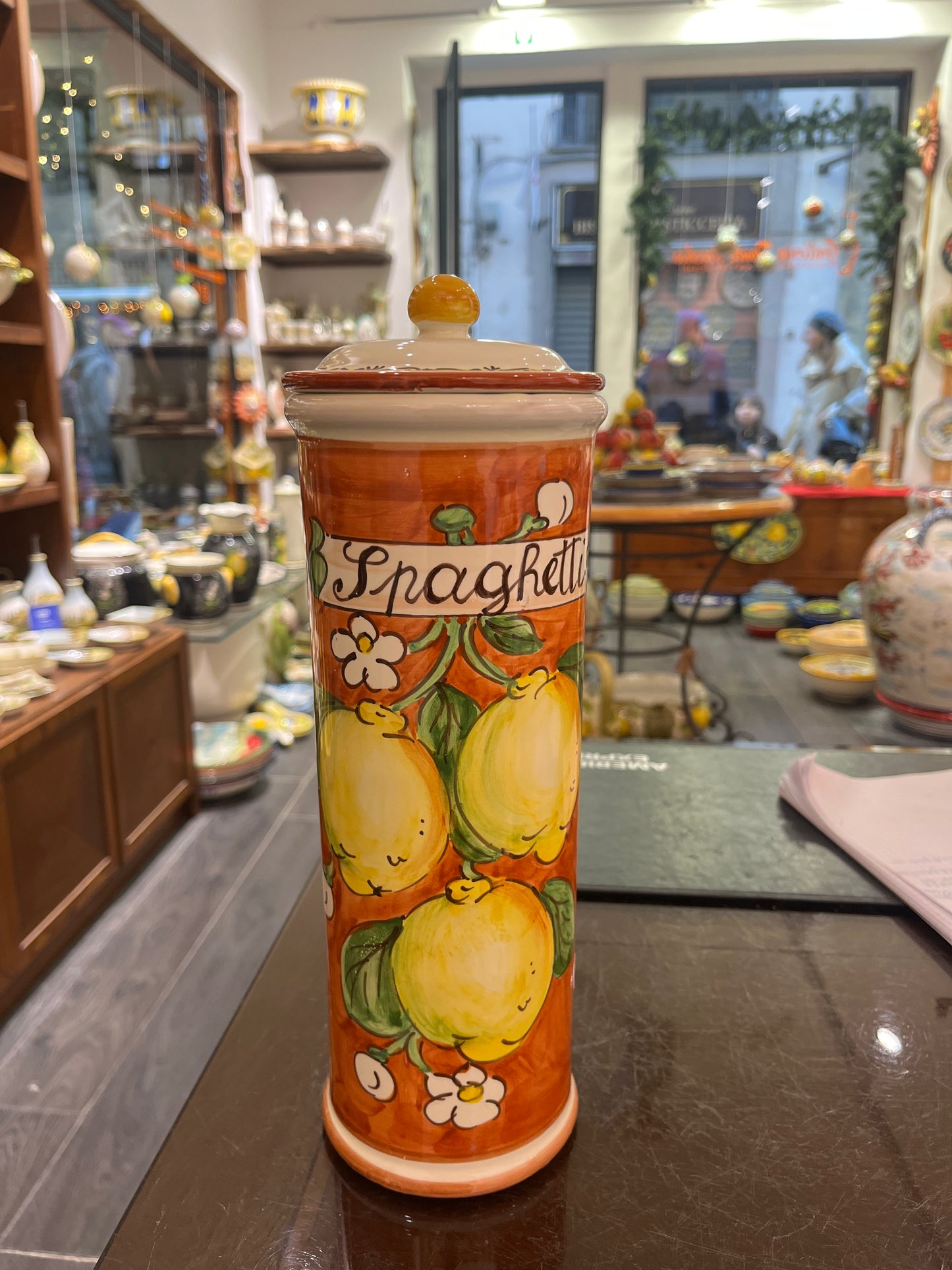 ceramic ‘spaghetti’ container