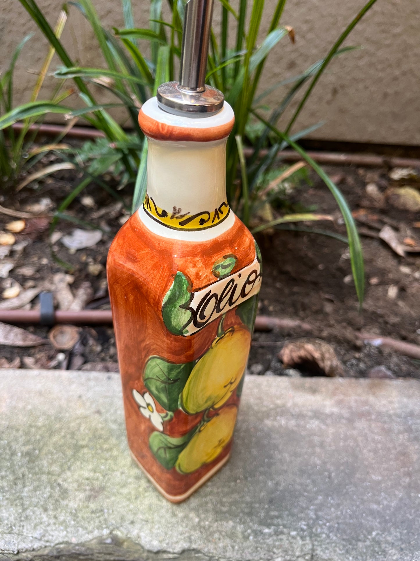 ceramic oil dispenser