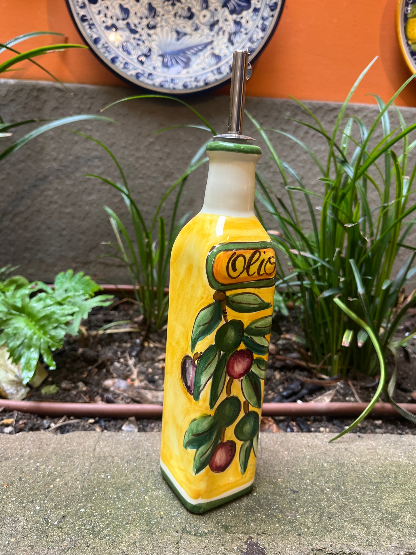 ceramic oil dispenser