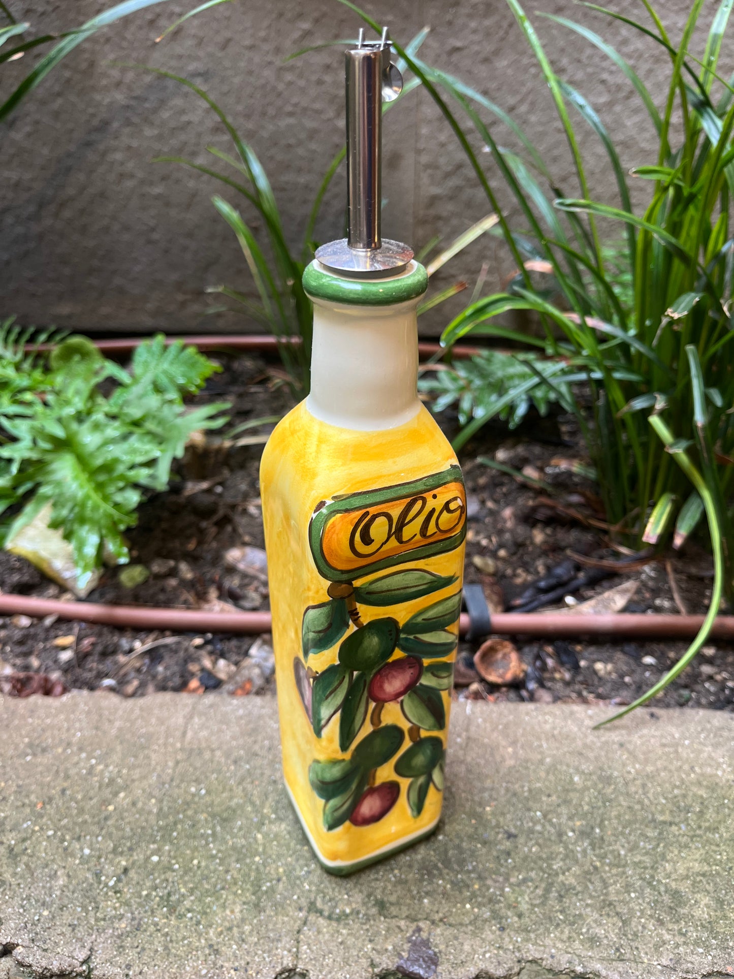 ceramic oil dispenser