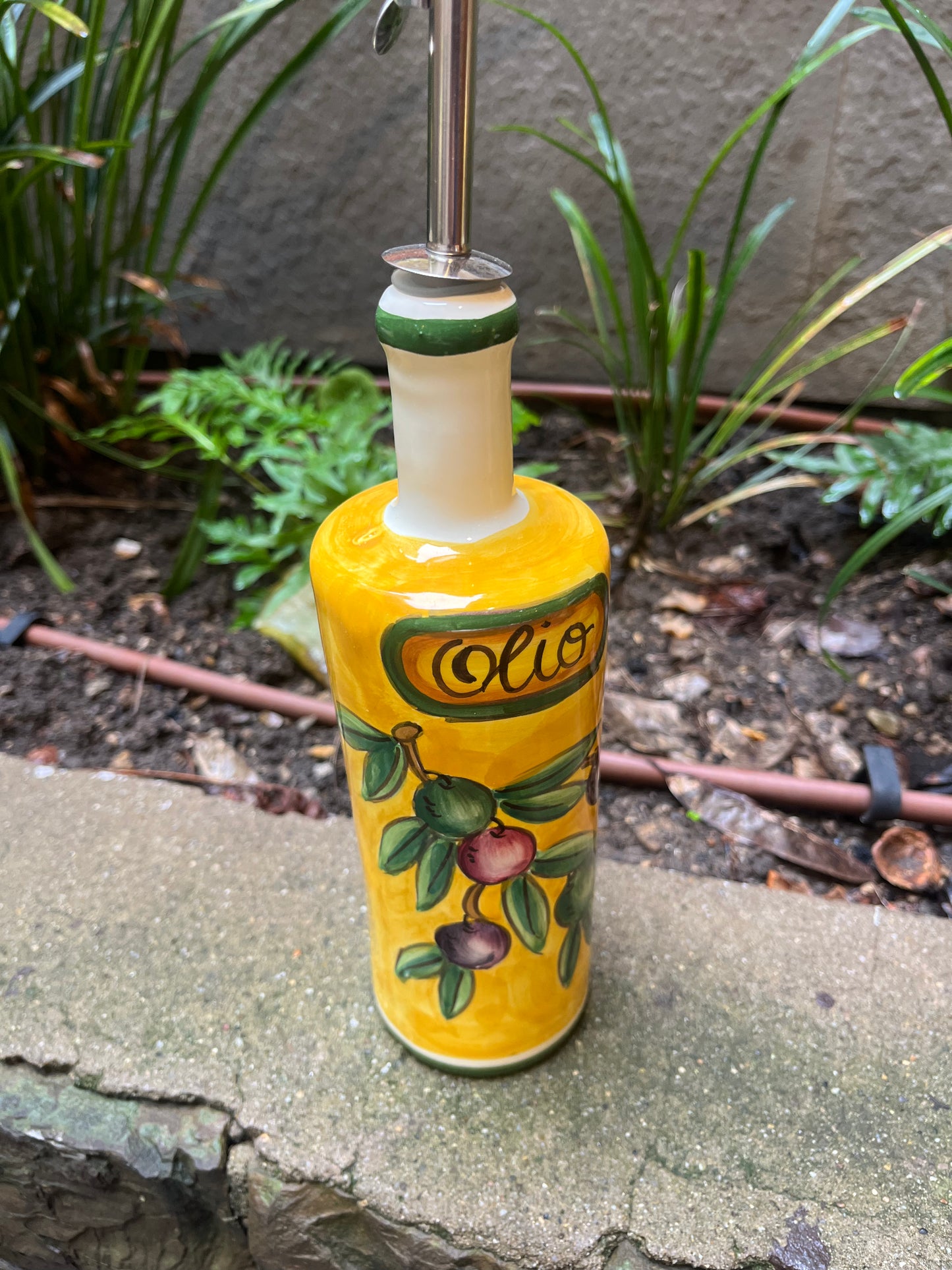 ceramic oil dispenser