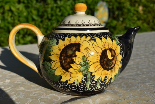 Teiera in ceramica
