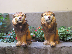 ceramic lions decor