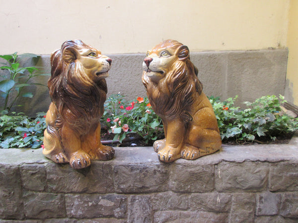 ceramic lions decor