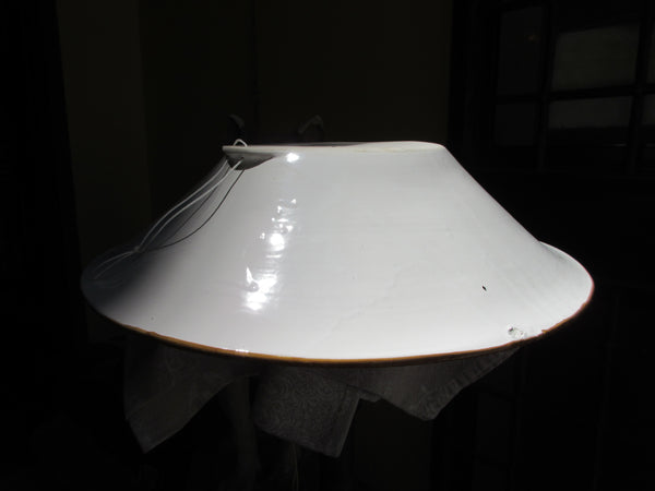 Ceramic centerpiece for table