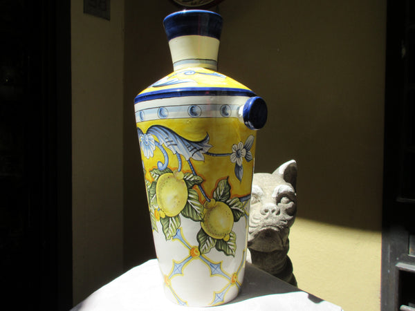Tuscan hand made vase in modern shape and traditional design