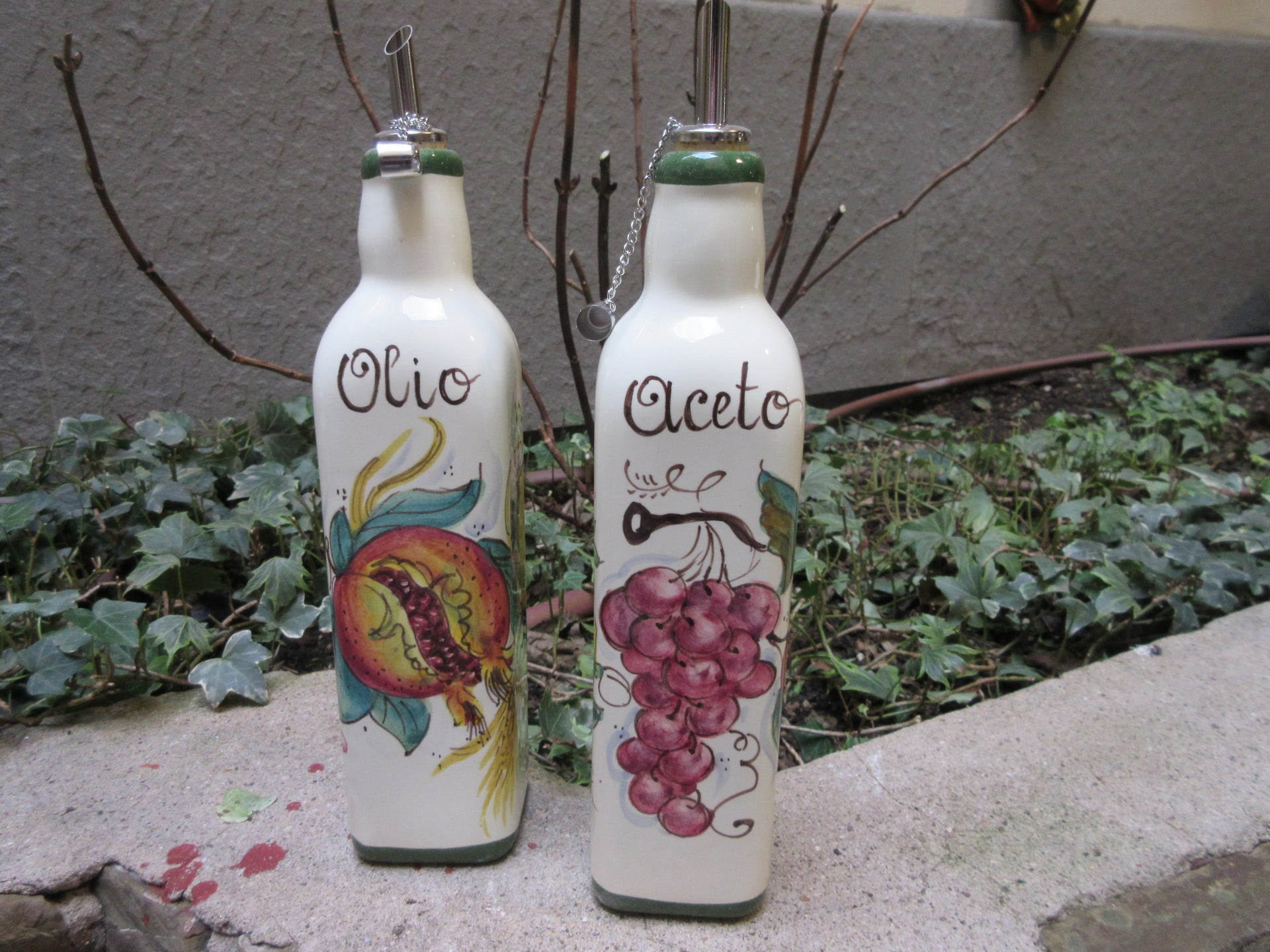 Ceramic Oil and Vinegar dispenser - Lemons, Pomegranates, and Grapes